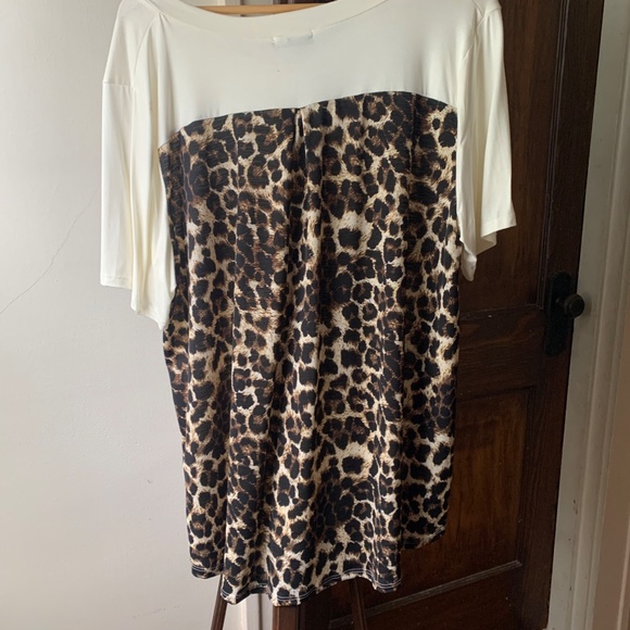 HEIMISH LEOPARD POCKET/BACK TEE - Picture 2 of 5